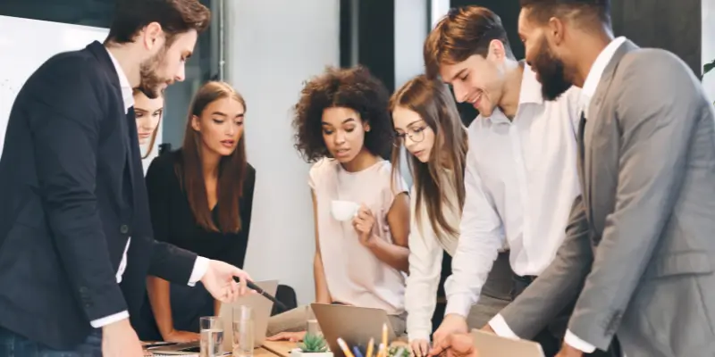 Virtual Harmony: The Indispensable Role of Communication in Remote Work Success blog-post-photo